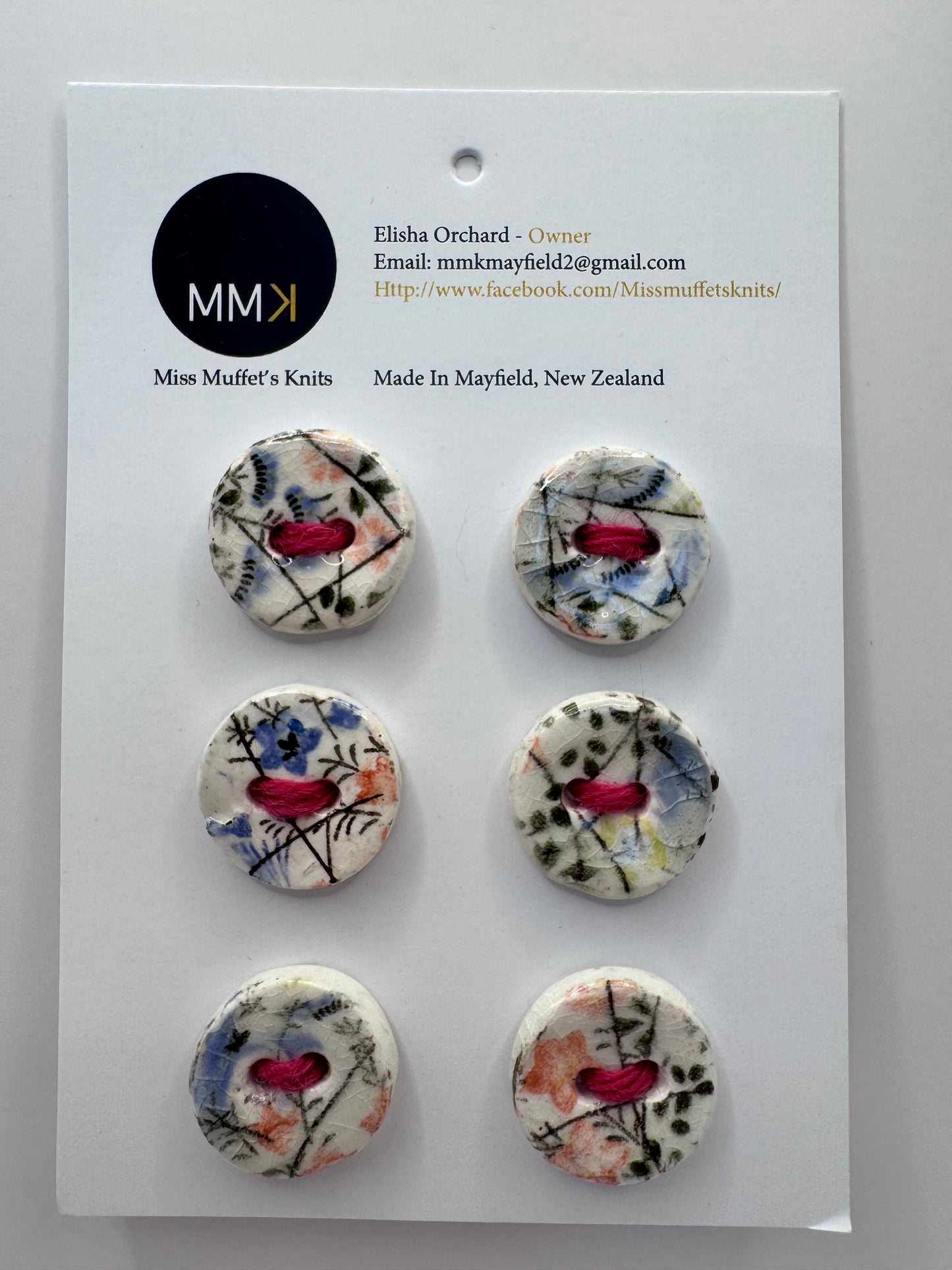 Miss Muffet's Knits: Ceramic Buttons - 2cm 6 per sheet
