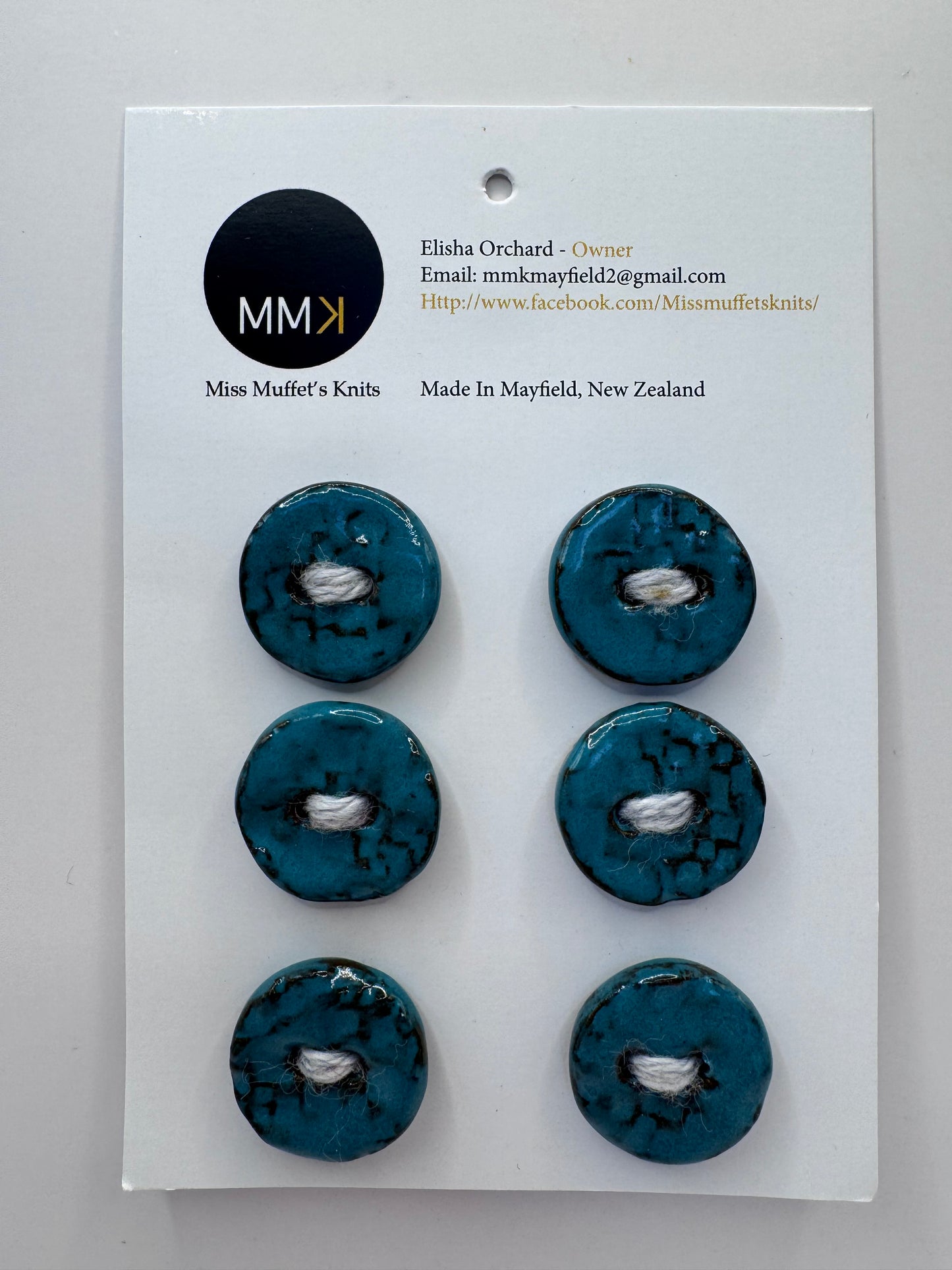 Miss Muffet's Knits: Ceramic Buttons - 2cm 6 per sheet