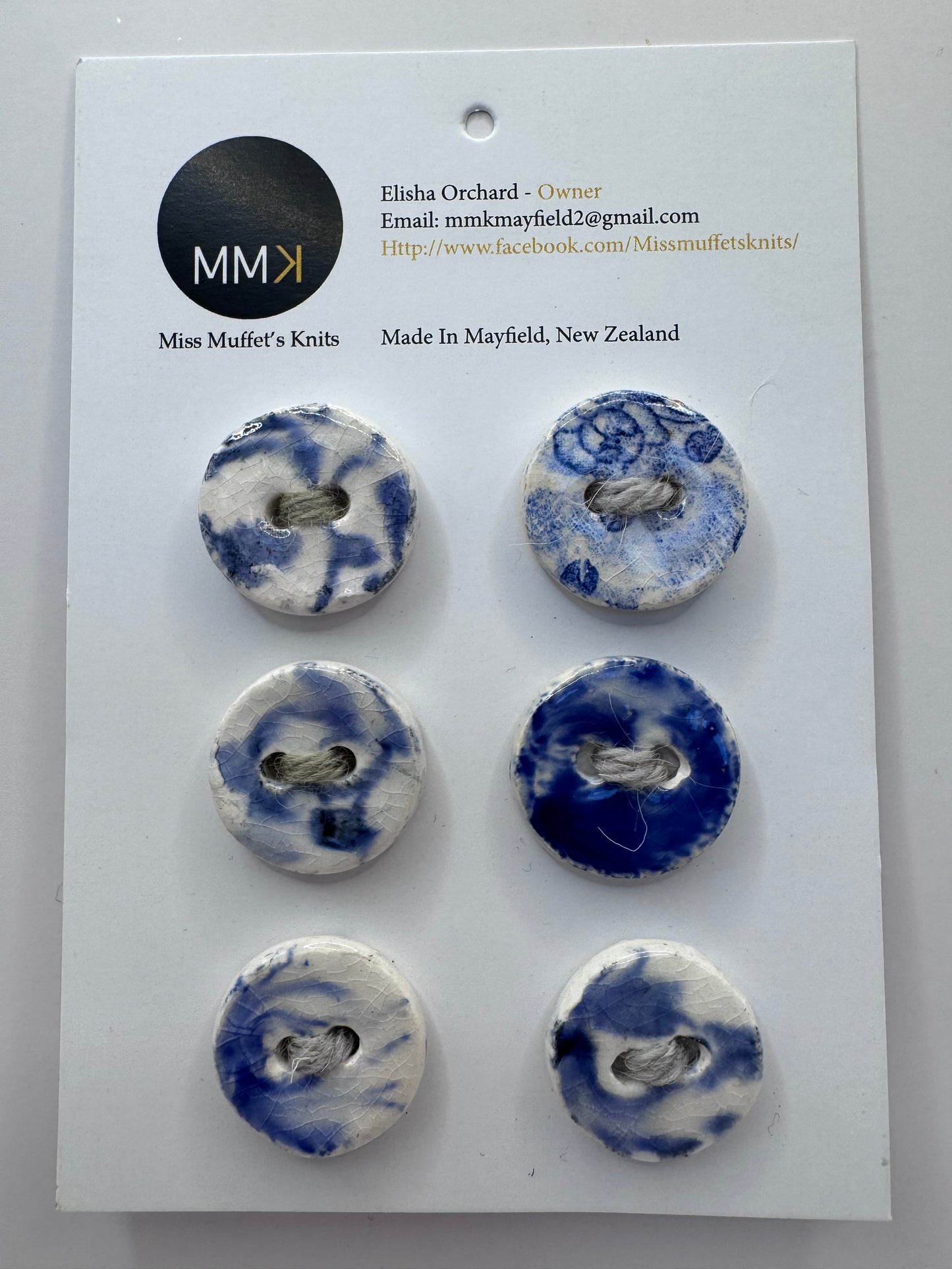 Miss Muffet's Knits: Ceramic Buttons - 2cm 6 per sheet