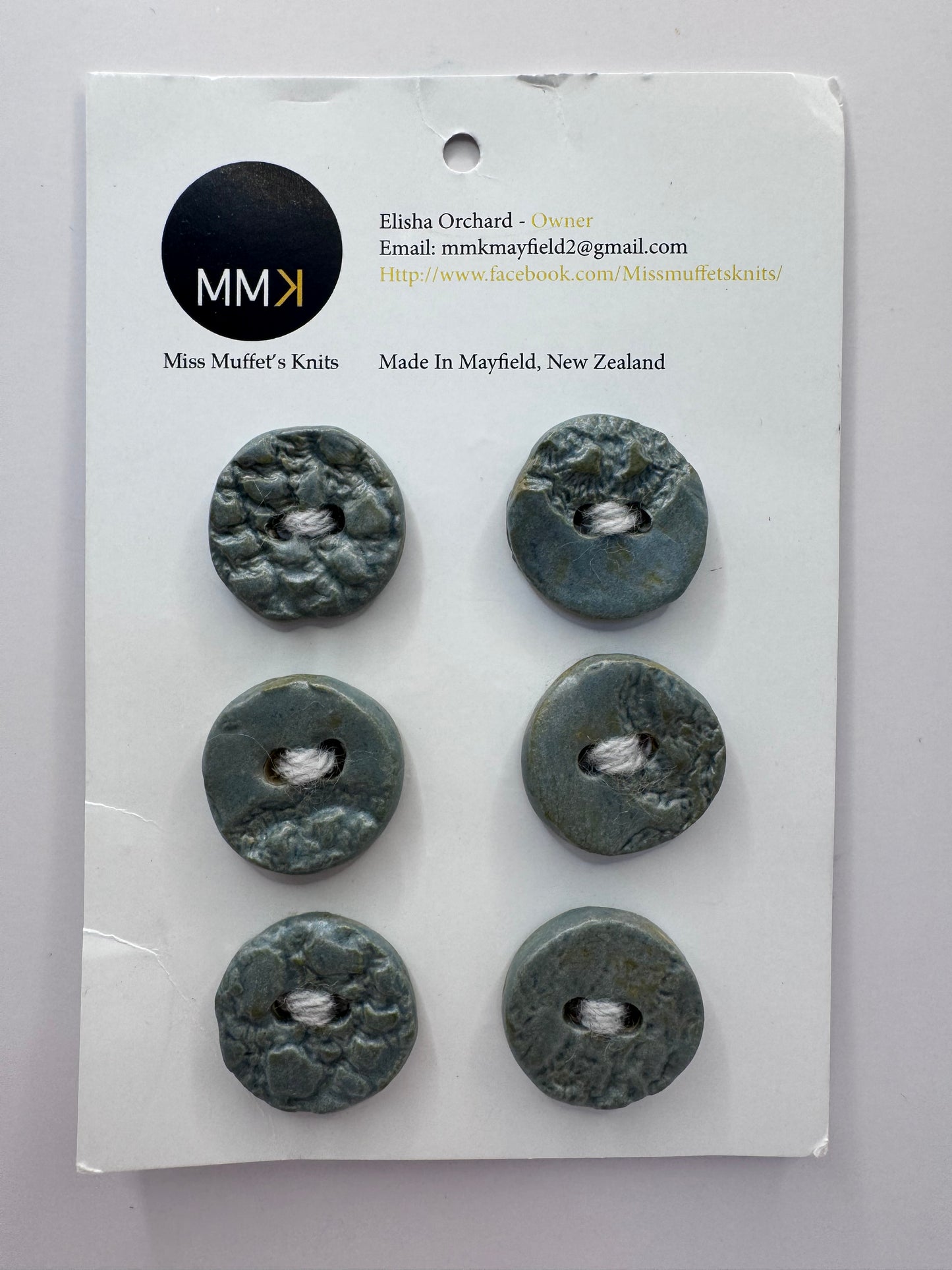 Miss Muffet's Knits: Ceramic Buttons - 2cm 6 per sheet