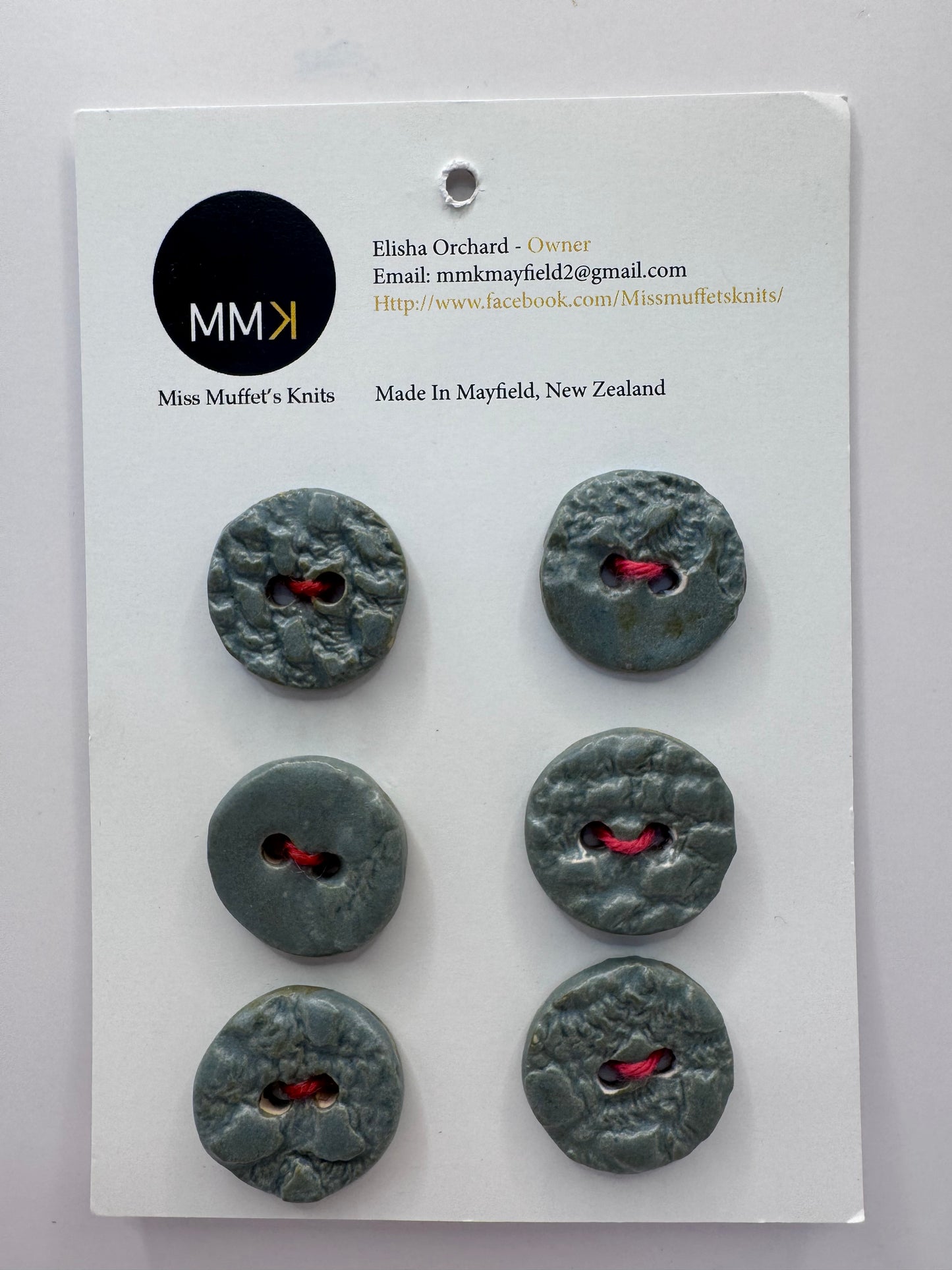 Miss Muffet's Knits: Ceramic Buttons - 2cm 6 per sheet
