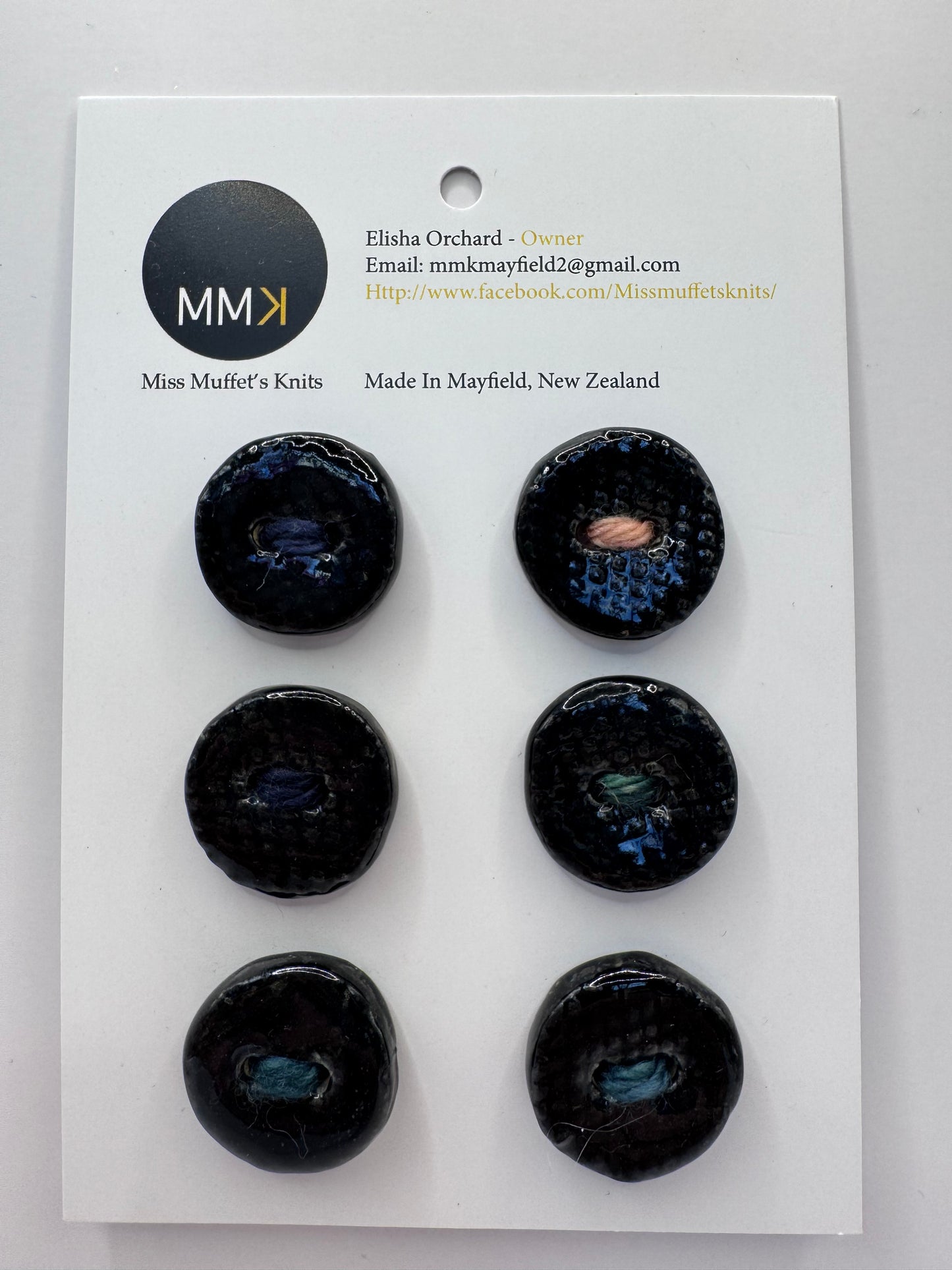 Miss Muffet's Knits: Ceramic Buttons - 2cm 6 per sheet