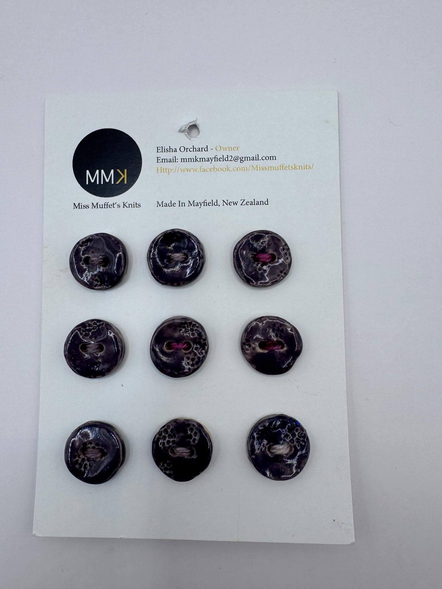 Miss Muffet's Knits: Ceramic Buttons - 9 per sheet