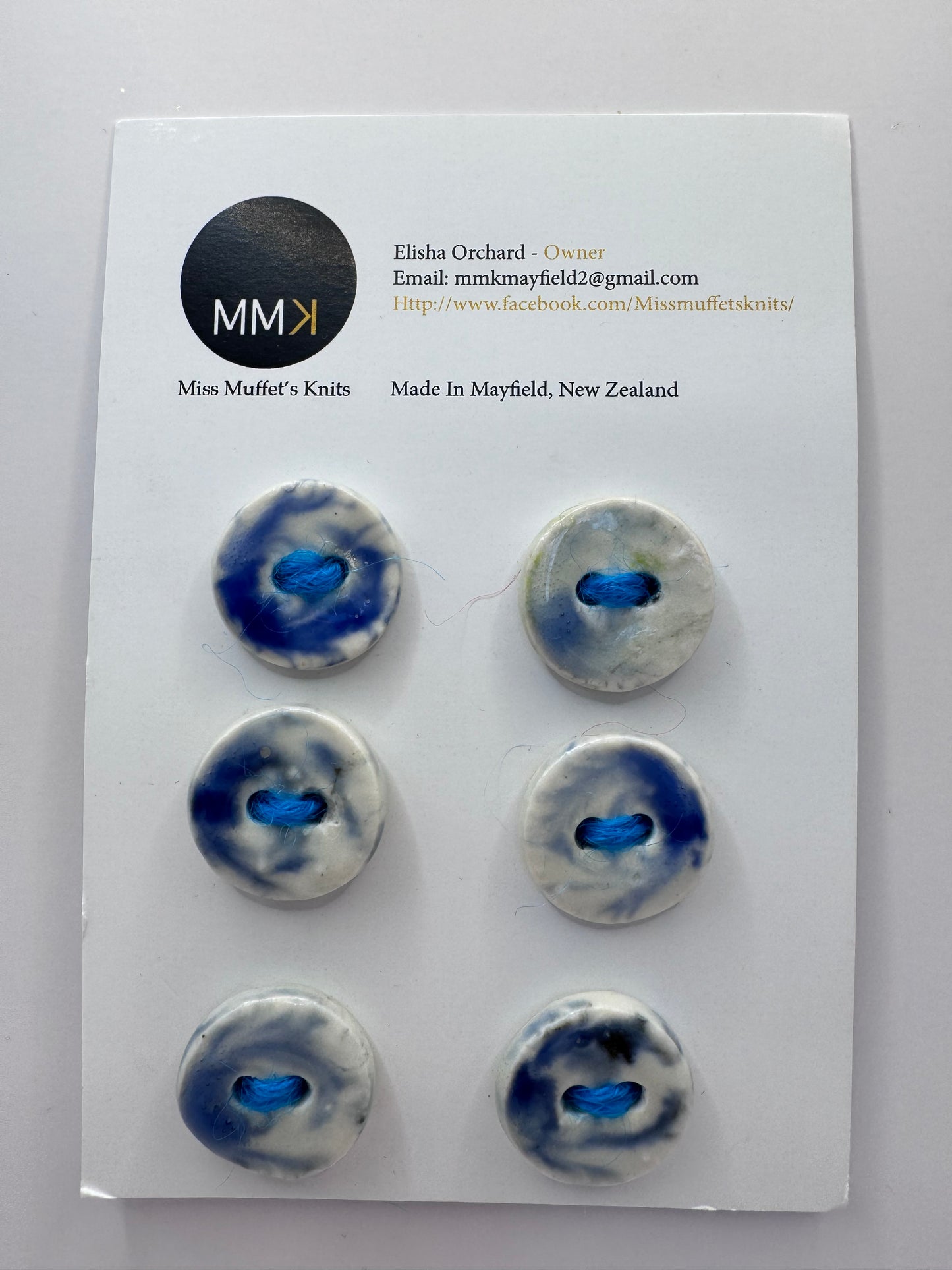 Miss Muffet's Knits: Ceramic Buttons - 2cm 6 per sheet