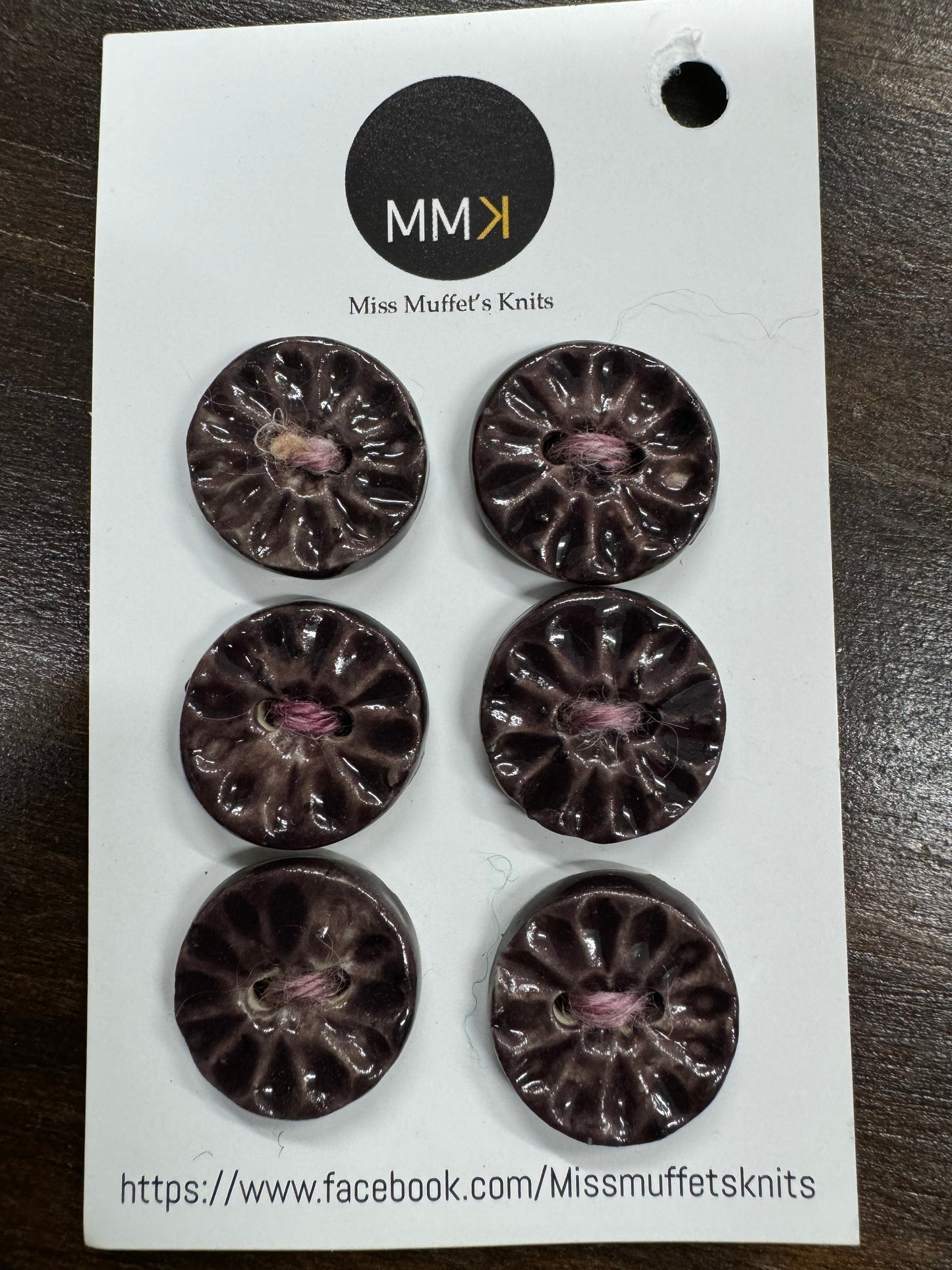 Miss Muffet's Knits: Ceramic Buttons - 1.5cm 6 per sheet