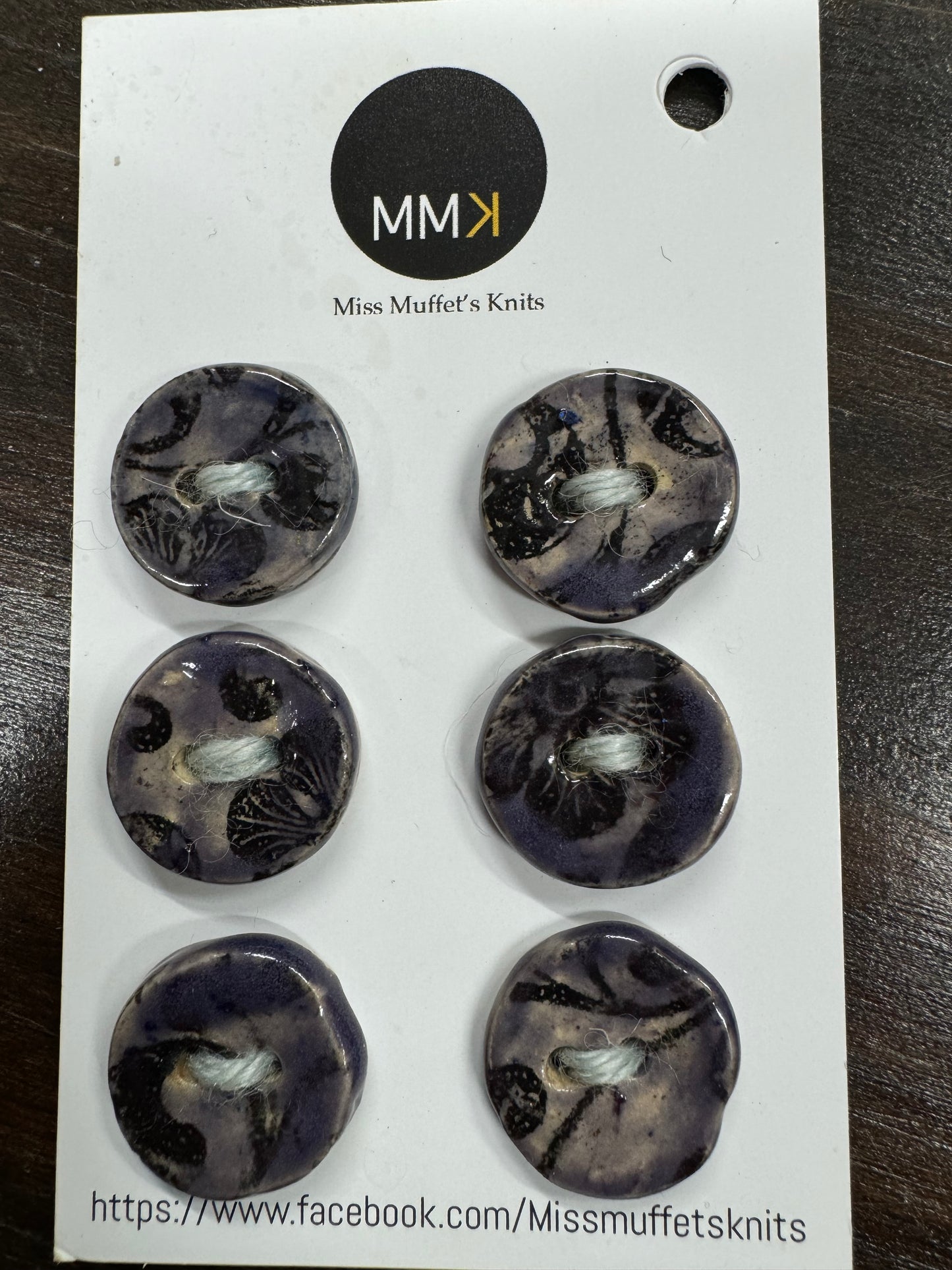 Miss Muffet's Knits: Ceramic Buttons - 1.5cm 6 per sheet