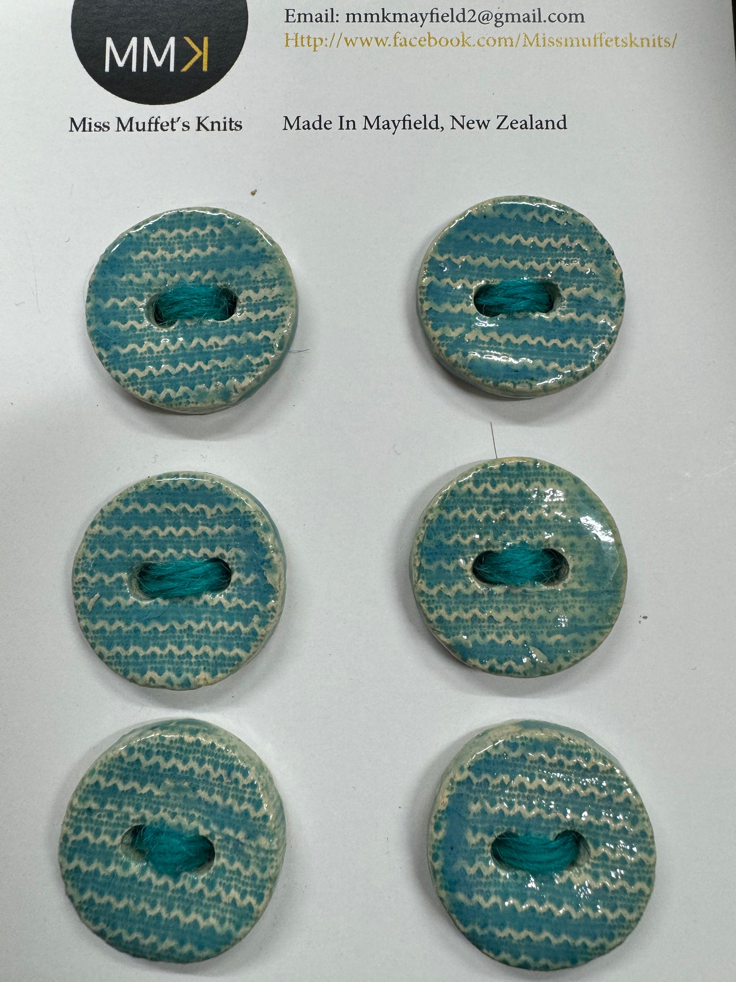 Miss Muffet's Knits: Ceramic Buttons - 2cm 6 per sheet