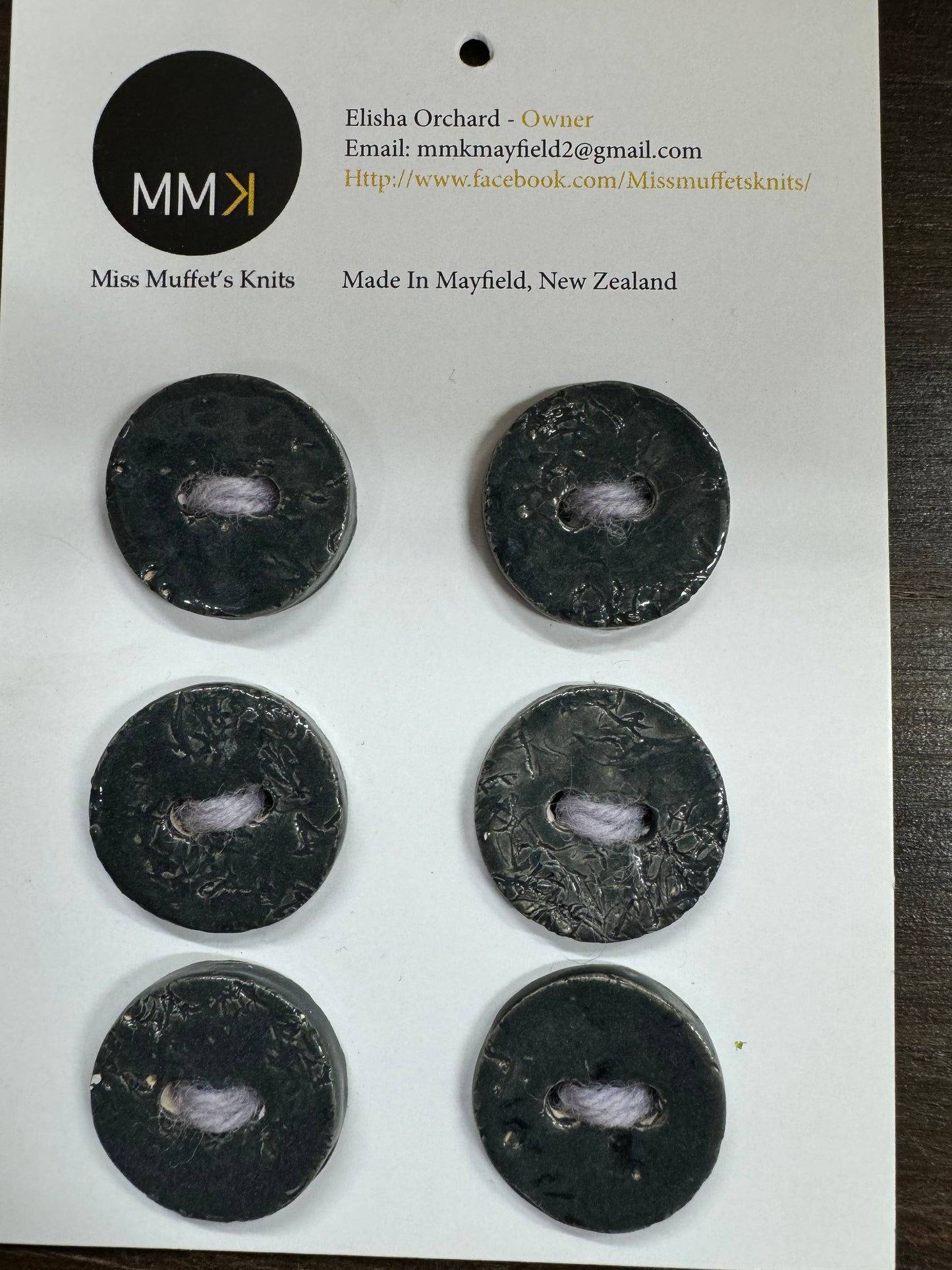 Miss Muffet's Knits: Ceramic Buttons - 2cm 6 per sheet