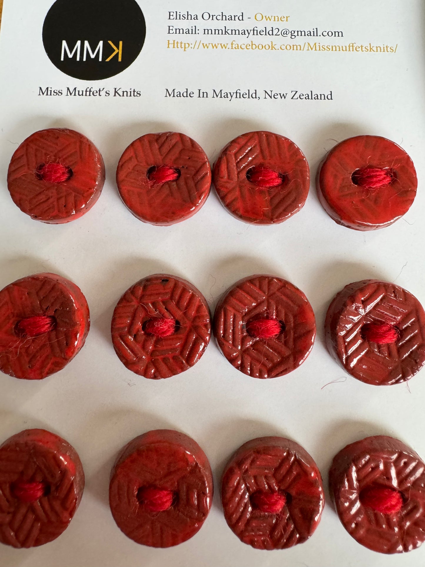 Miss Muffet's Knits: Ceramic Buttons 12 per sheet