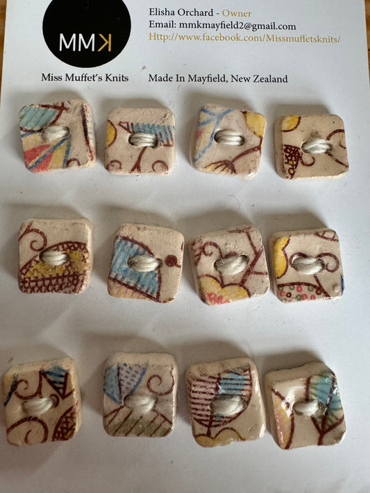 Miss Muffet's Knits: Ceramic Buttons 12 per sheet